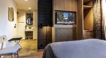 Le Yule Hotel